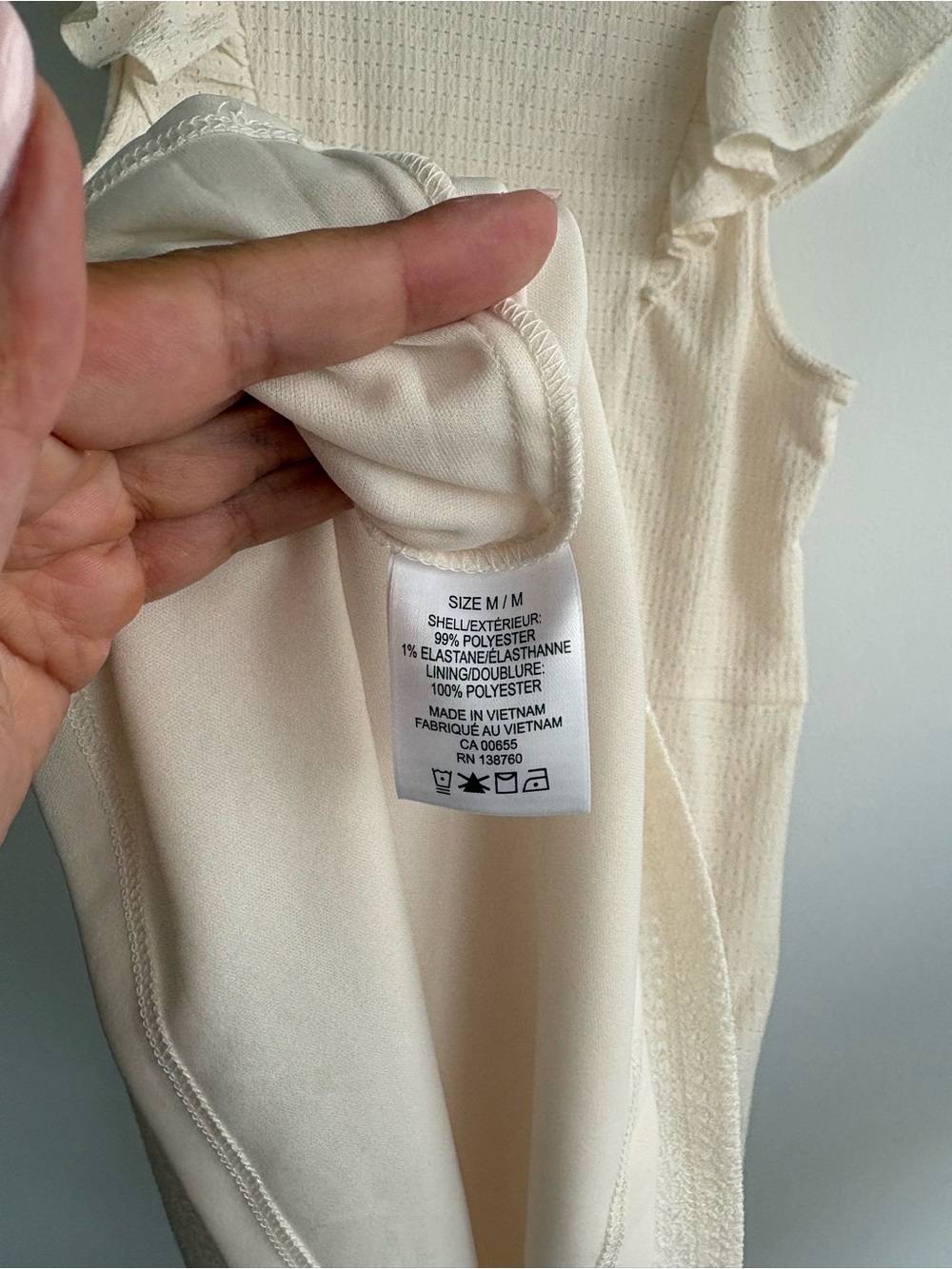 Reitmans Cream Ruffle Sleeve Textured Dress Size Medium - Picture 7 of 8